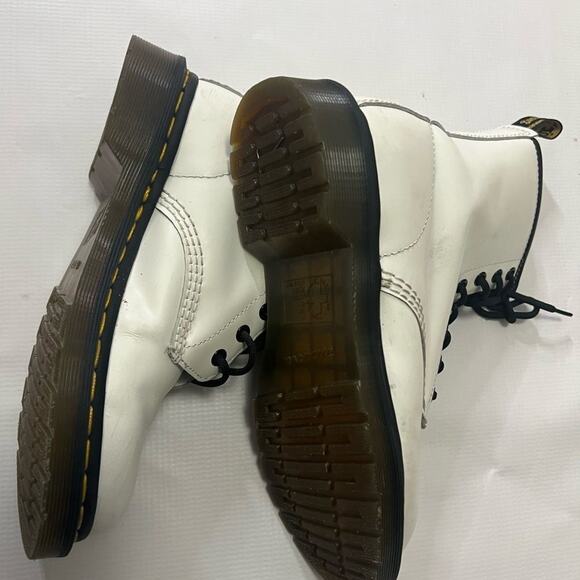DR MARTENS 8 EYE LACE UP COMBAT BOOTS SIZE‎ 7M - Picture 5 of 15